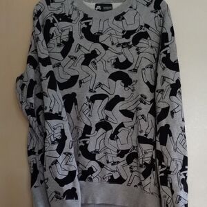 Nike Gray and Black Graphic Crewneck Sweater
